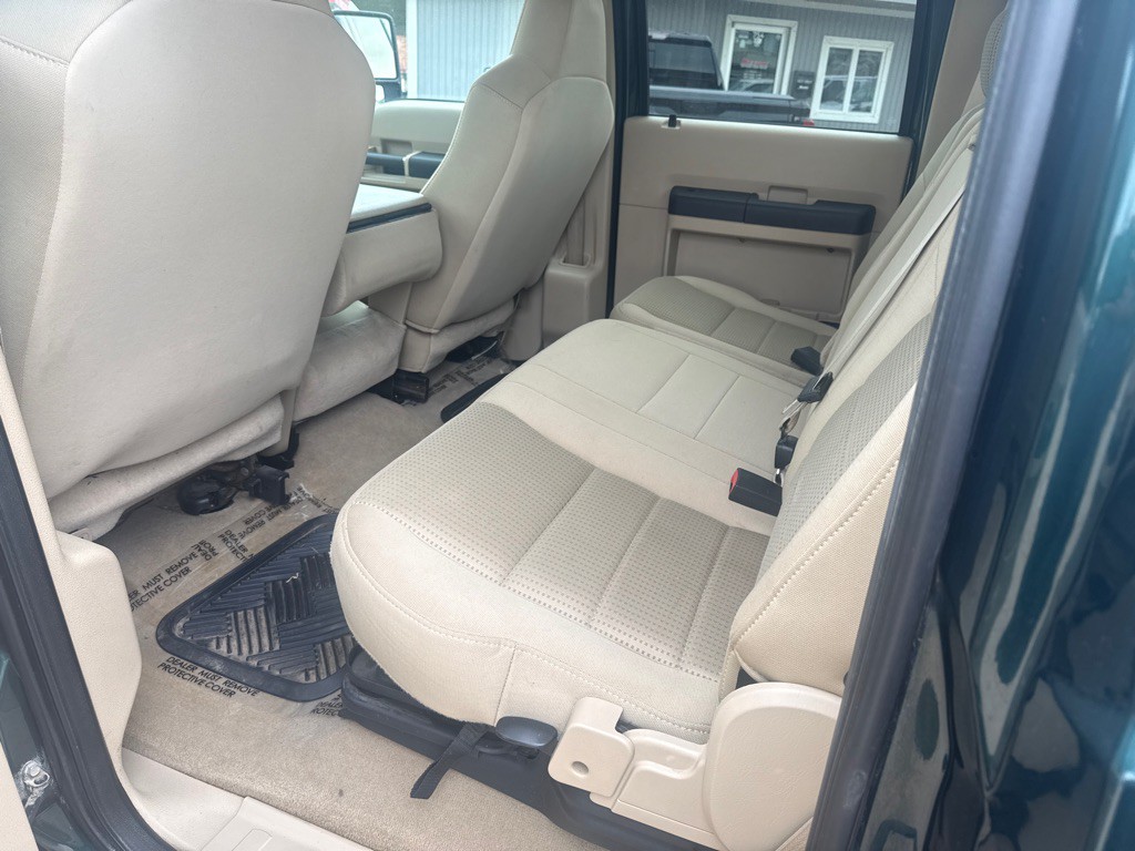 2010 Ford F-250 Image 18