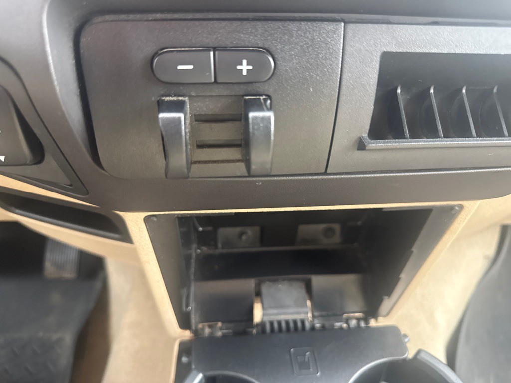2010 Ford F-250 Image 28