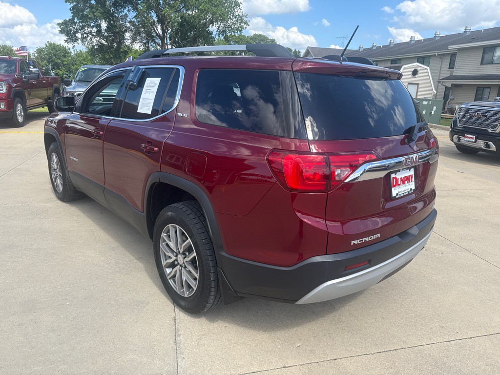 2018 GMC Acadia Image 3