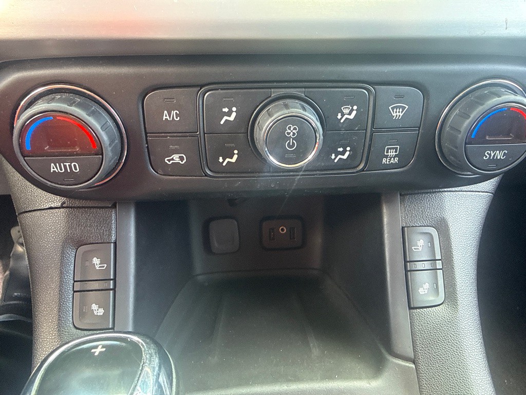 2018 GMC Acadia Image 28