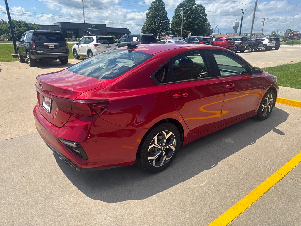 2019 Kia Forte Image 3