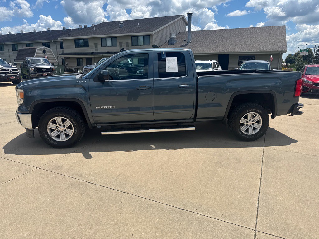 2014 GMC Sierra Image 2