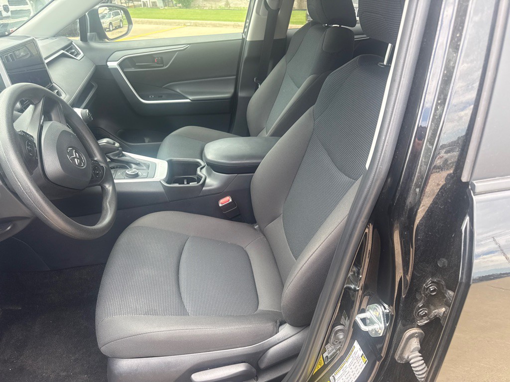 2025 Toyota Rav4 Image 18
