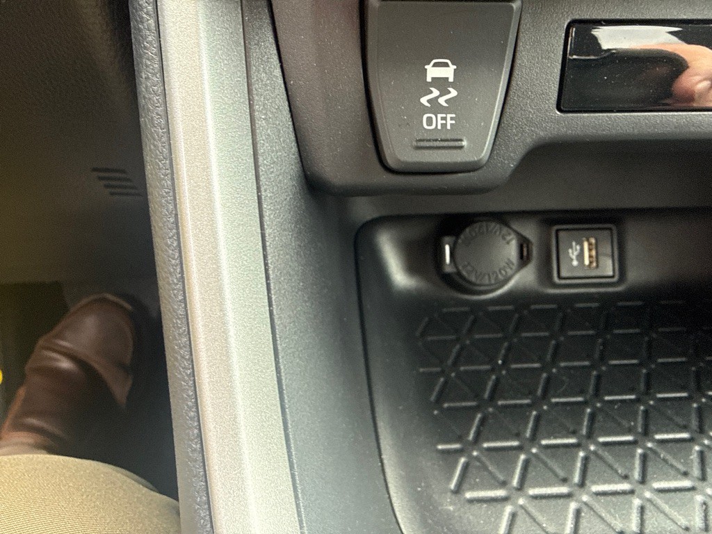 2025 Toyota Rav4 Image 27