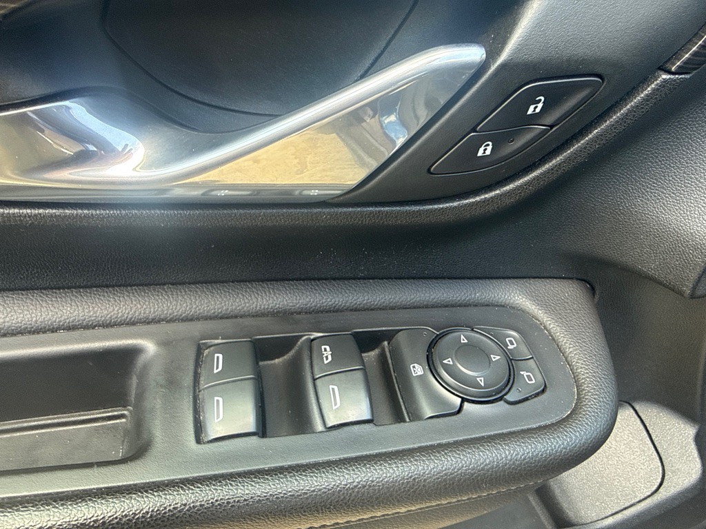 2022 GMC Terrain Image 19