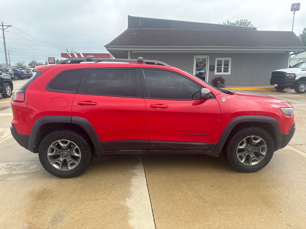 2019 Jeep Cherokee Image 6