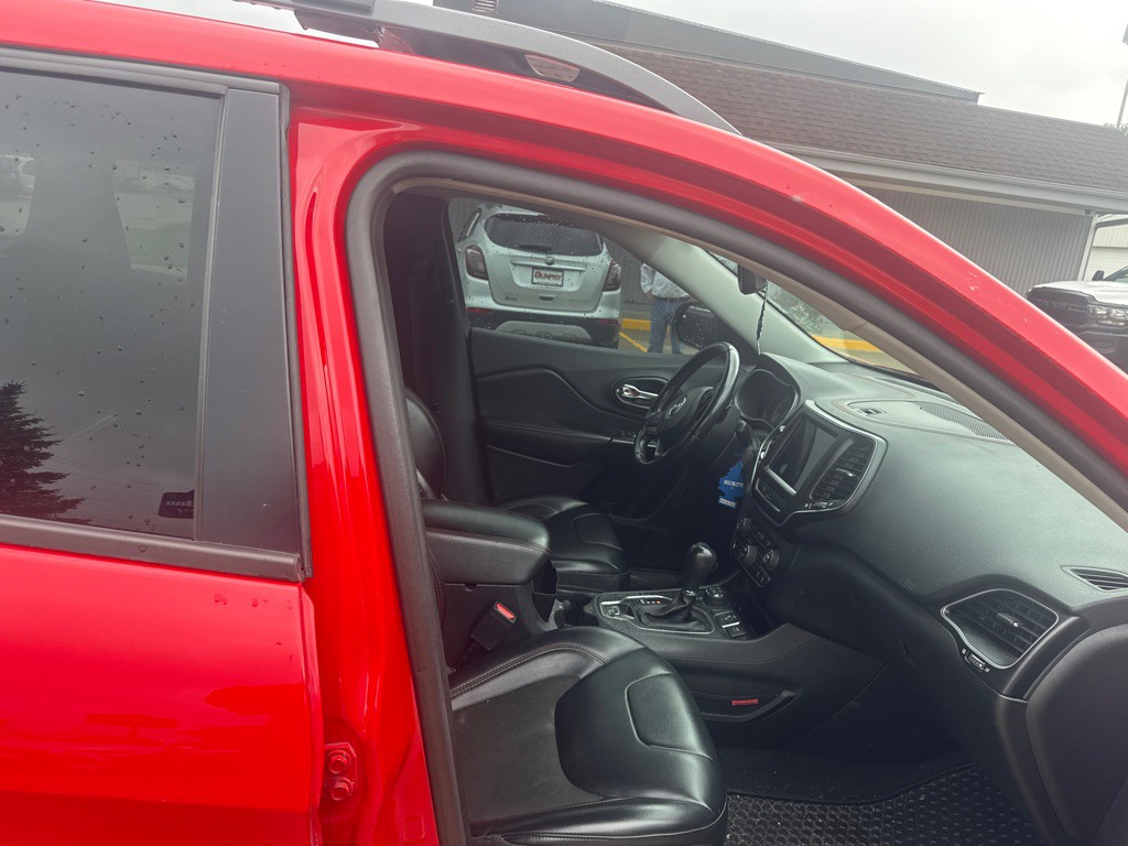 2019 Jeep Cherokee Image 15