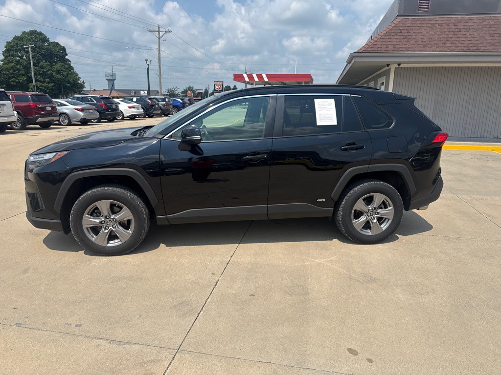 2023 Toyota Rav4 Image 2