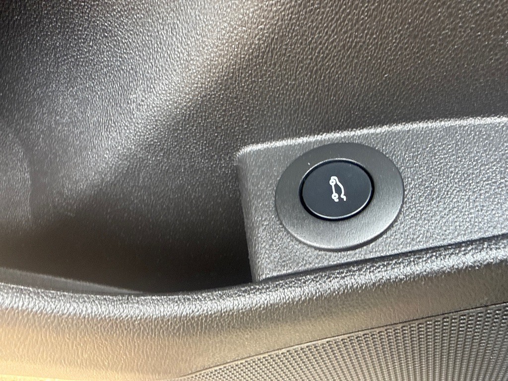 2019 Buick Lacrosse Image 24