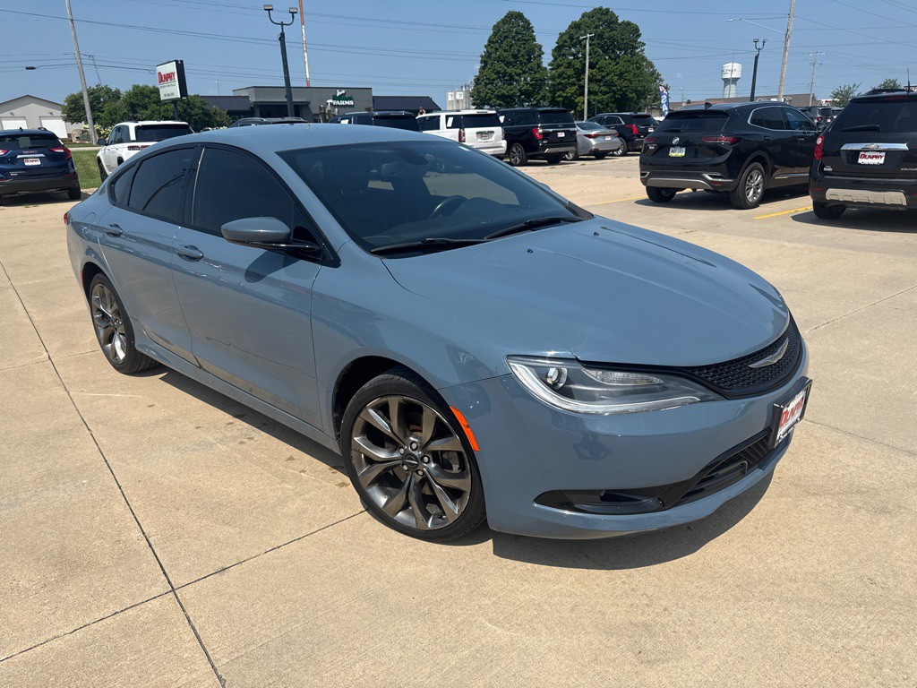 2015 Chrysler 200 Image 7