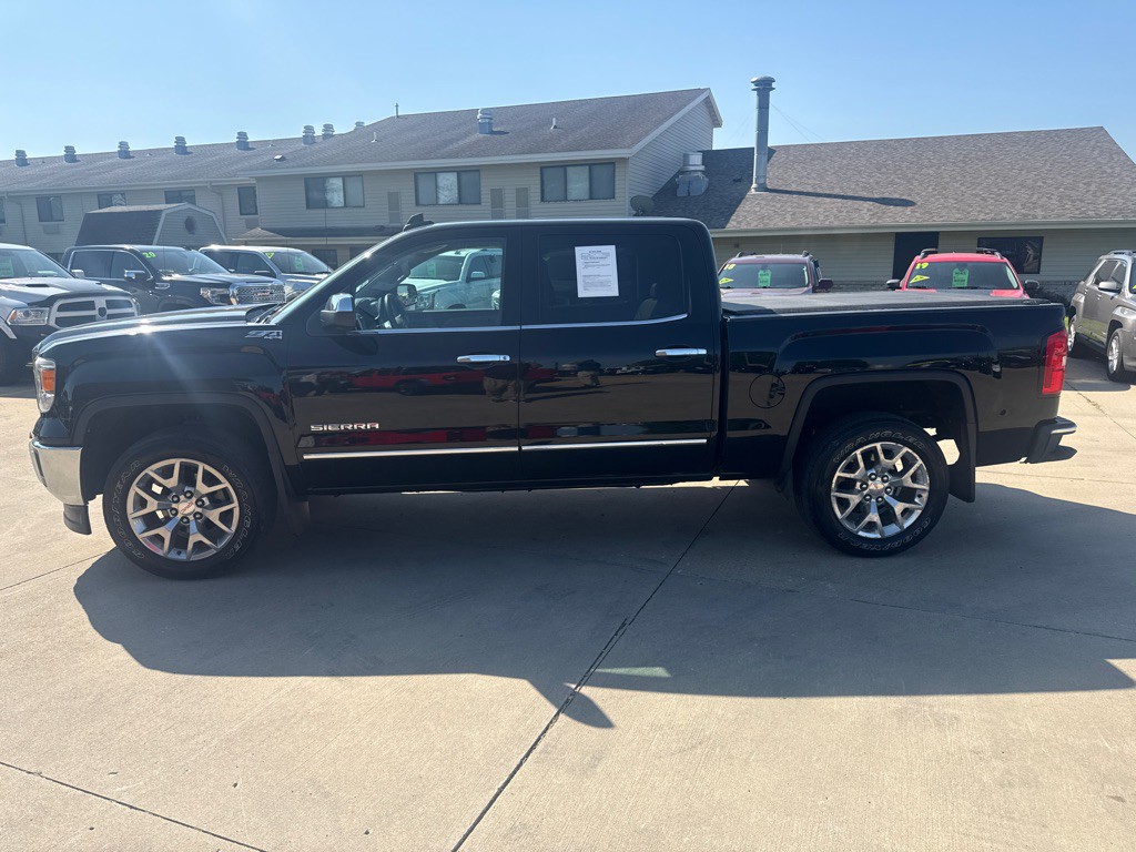 2015 GMC Sierra Image 2