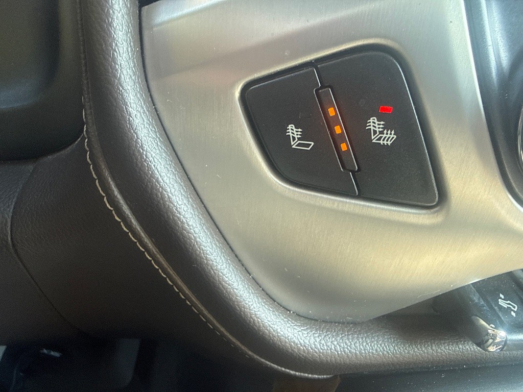 2015 GMC Sierra Image 37