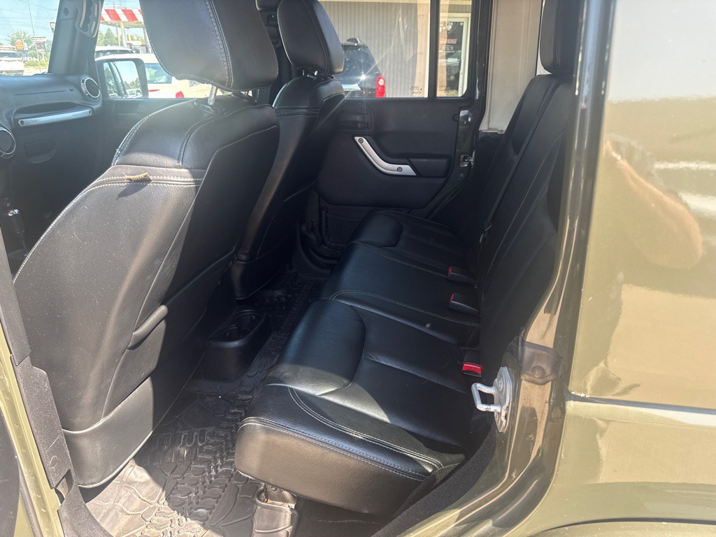 2015 Jeep Wrangler Unlimited Image 16