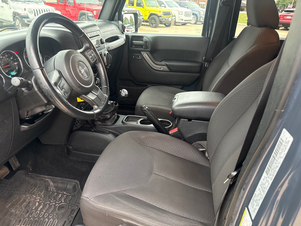 2016 Jeep Wrangler Unlimited Image 15
