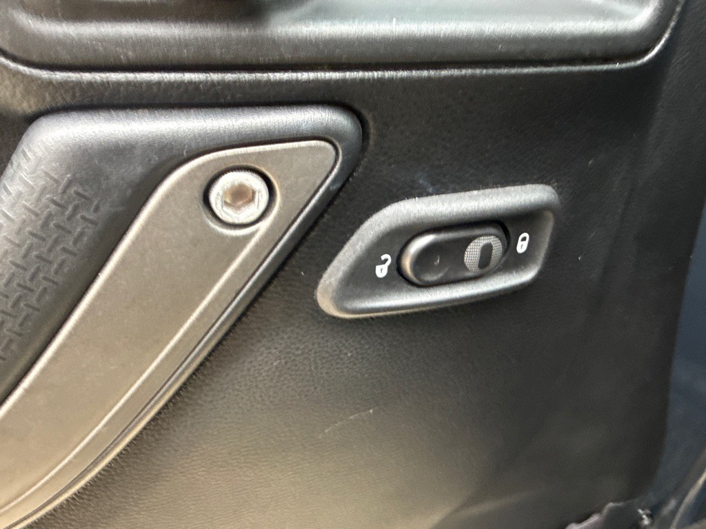 2016 Jeep Wrangler Unlimited Image 16