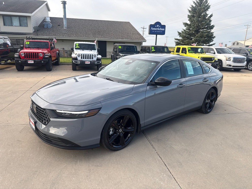 2024 Honda Accord Image 1