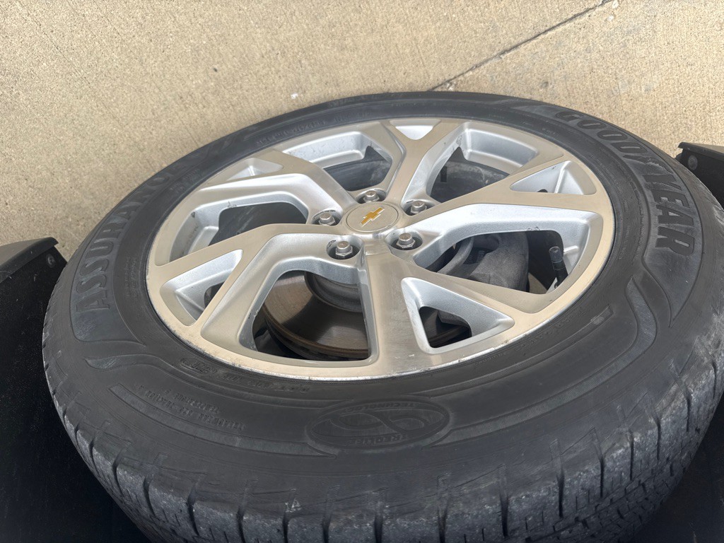 2020 Chevrolet Equinox Image 9