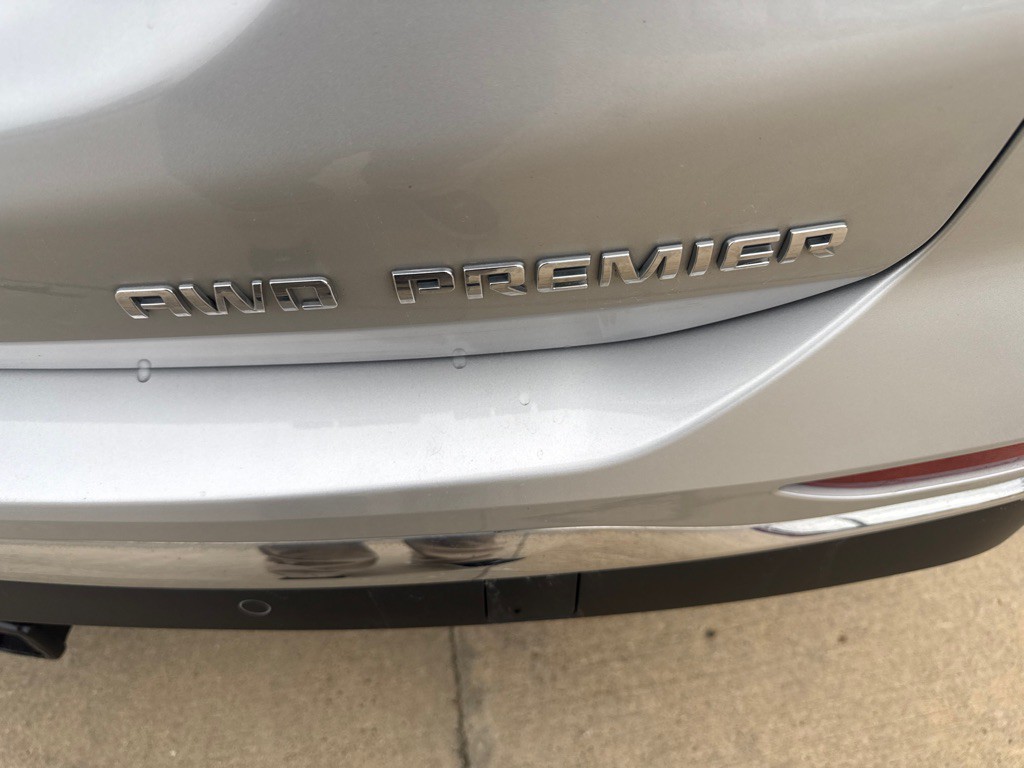 2020 Chevrolet Equinox Image 11