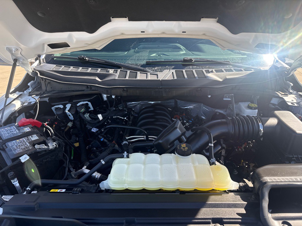 2025 Ford F-150 Image 32