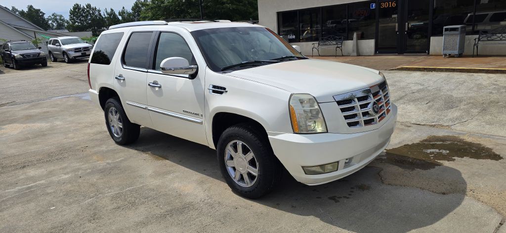2007 Cadillac Escalade Image 2