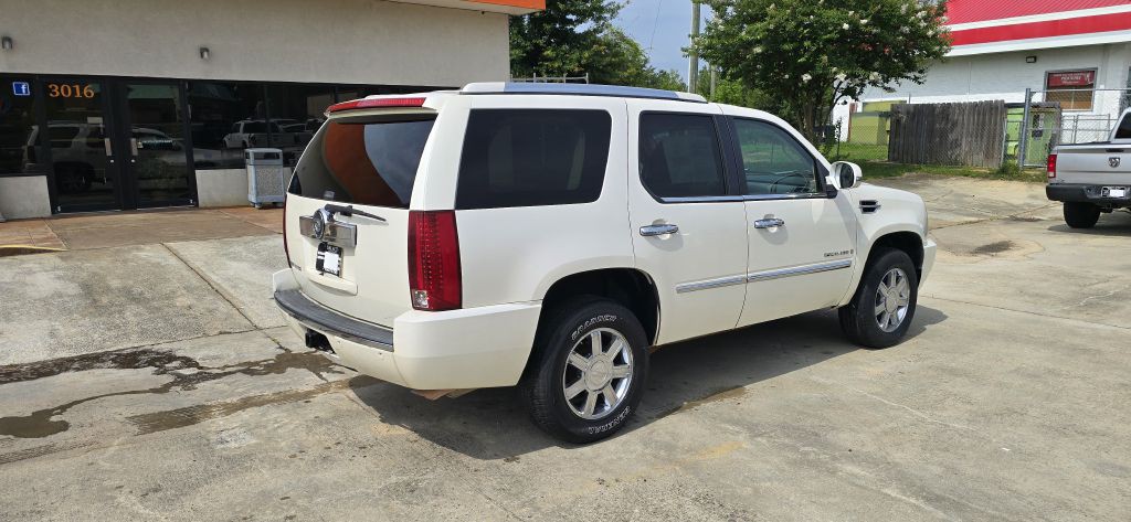 2007 Cadillac Escalade Image 3