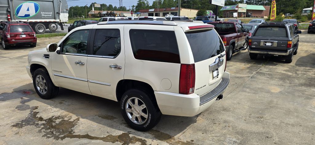 2007 Cadillac Escalade Image 4