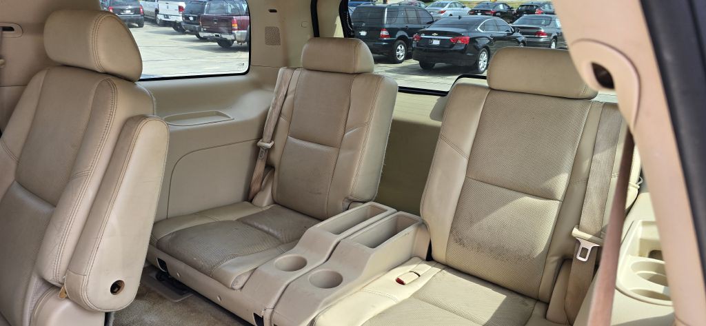 2007 Cadillac Escalade Image 7