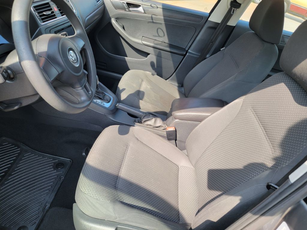 2014 Volkswagen Jetta Image 5