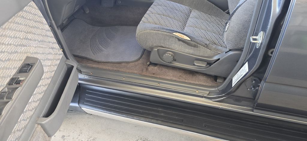1995 Toyota 4Runner Image 57