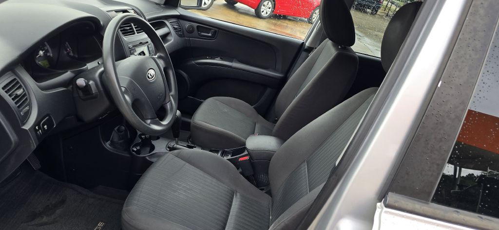 2009 Kia Sportage Image 5