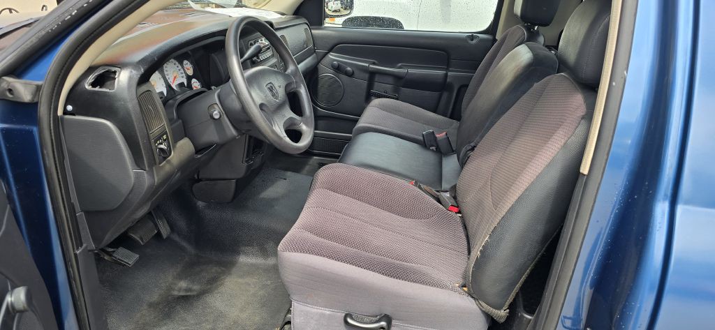 2002 Dodge Ram 1500 Image 5