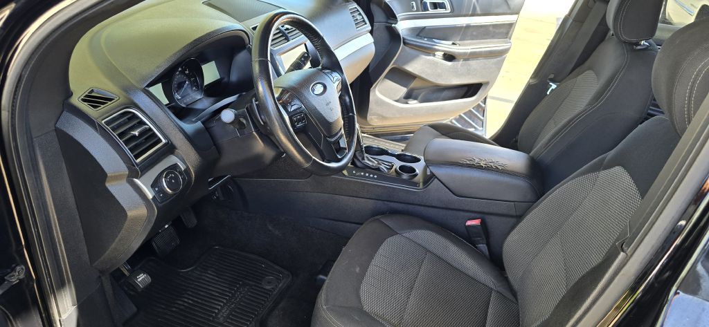 2016 Ford Explorer Image 5