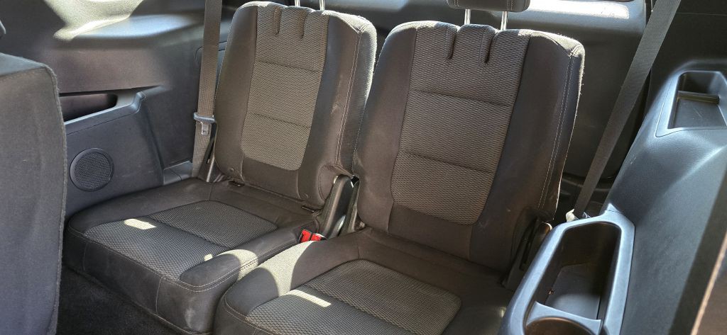 2016 Ford Explorer Image 7