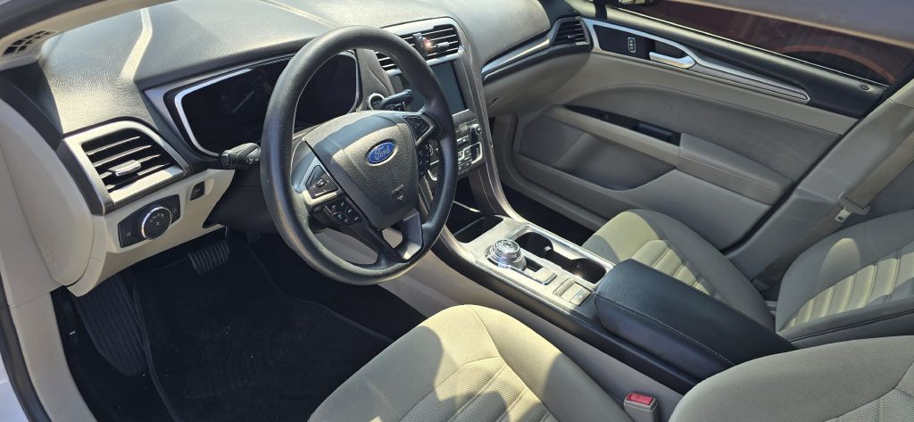2019 Ford Fusion Image 5