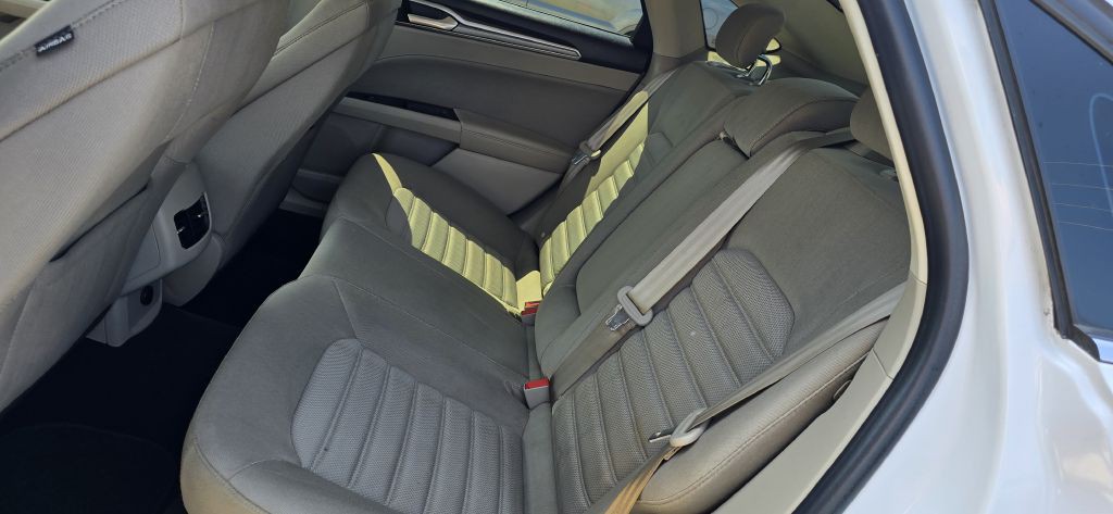 2019 Ford Fusion Image 6