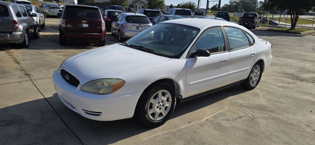 2007 Ford Taurus Image 1