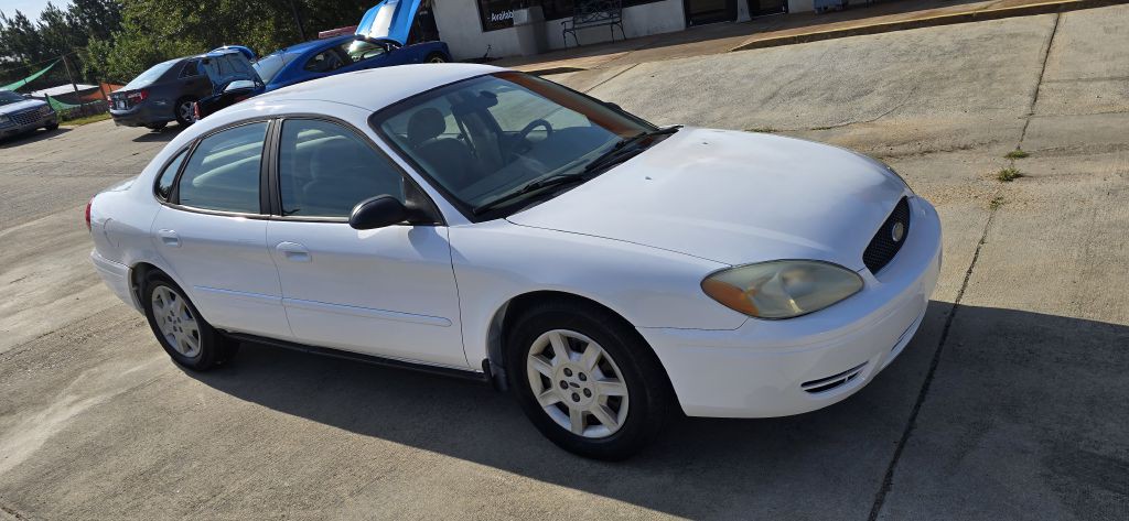 2007 Ford Taurus Image 2