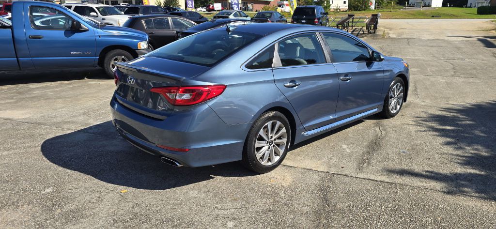 2015 Hyundai Sonata Image 3