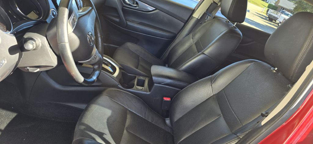 2016 Nissan Rogue Image 5