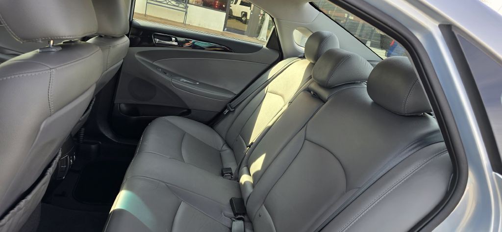 2013 Hyundai Sonata Image 7