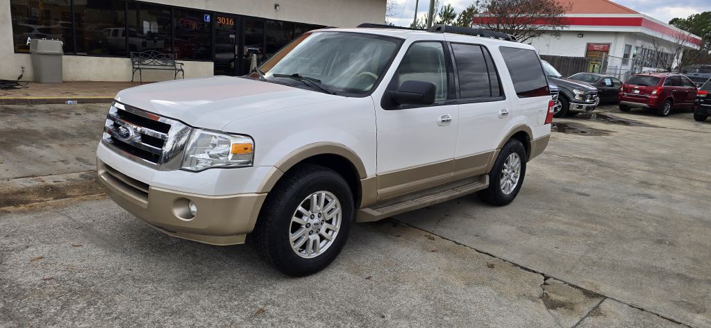 2011 Ford Expedition Image 1