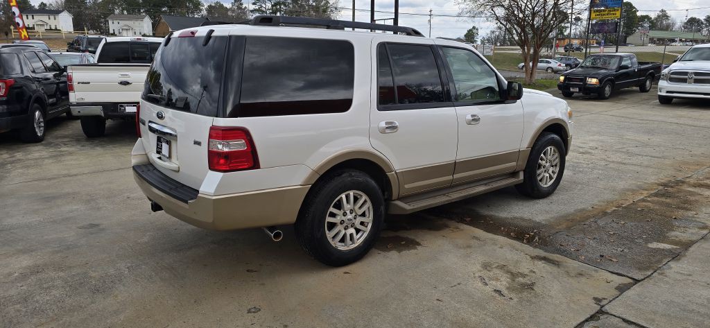 2011 Ford Expedition Image 3