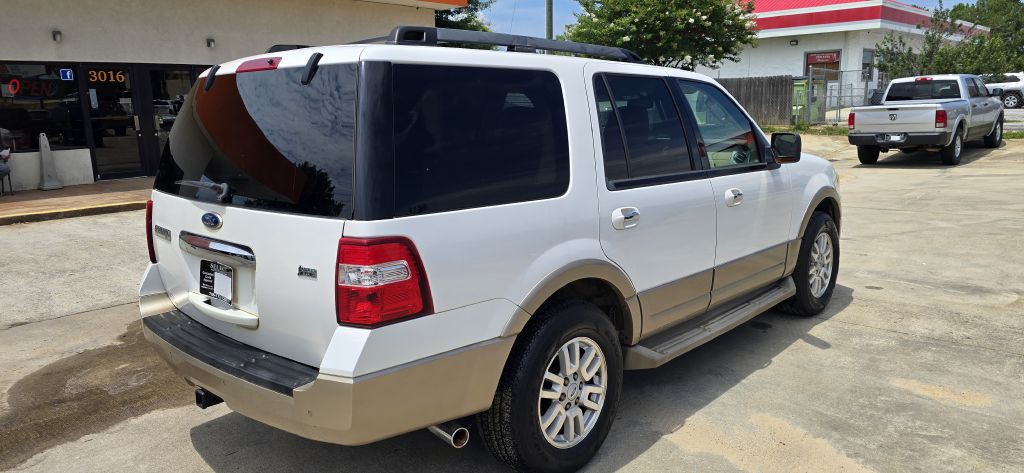 2011 Ford Expedition Image 3