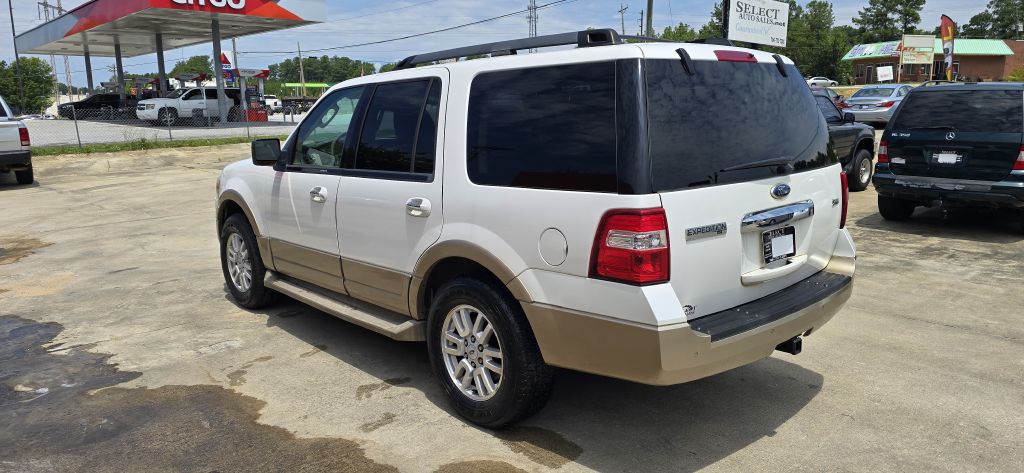 2011 Ford Expedition Image 4
