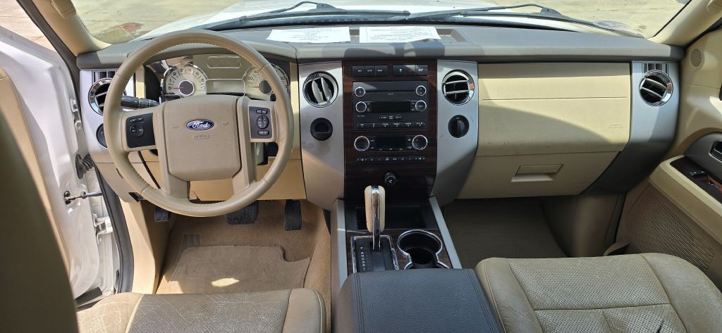 2011 Ford Expedition Image 7