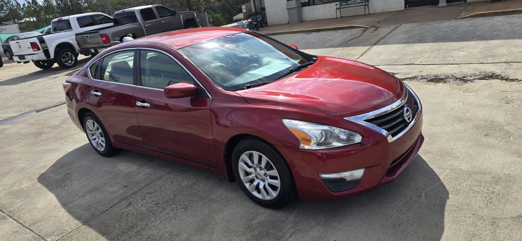 2015 Nissan Altima Image 2