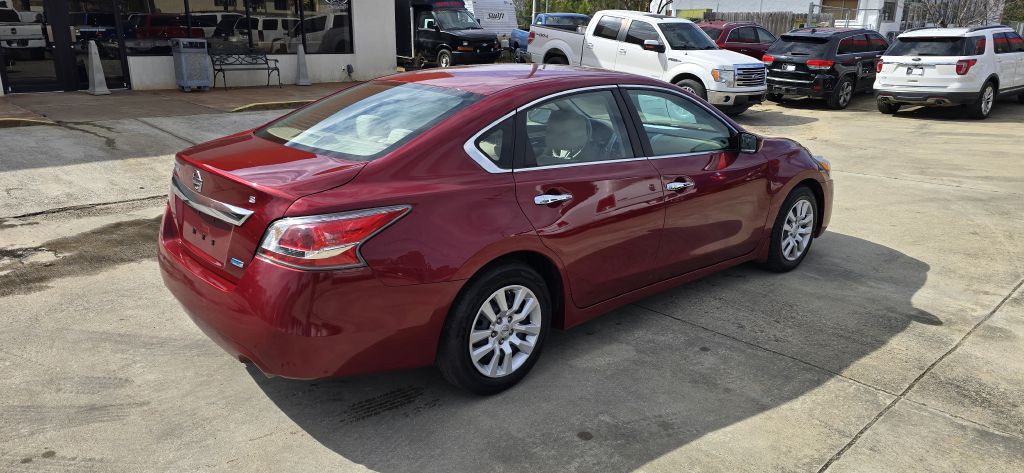 2015 Nissan Altima Image 3
