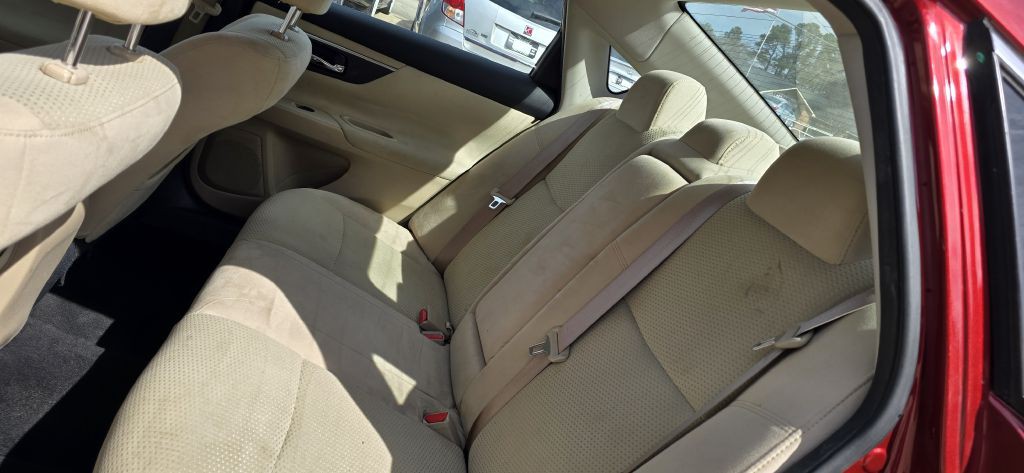2015 Nissan Altima Image 6