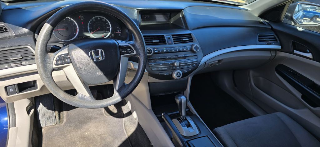 2012 Honda Accord Image 7