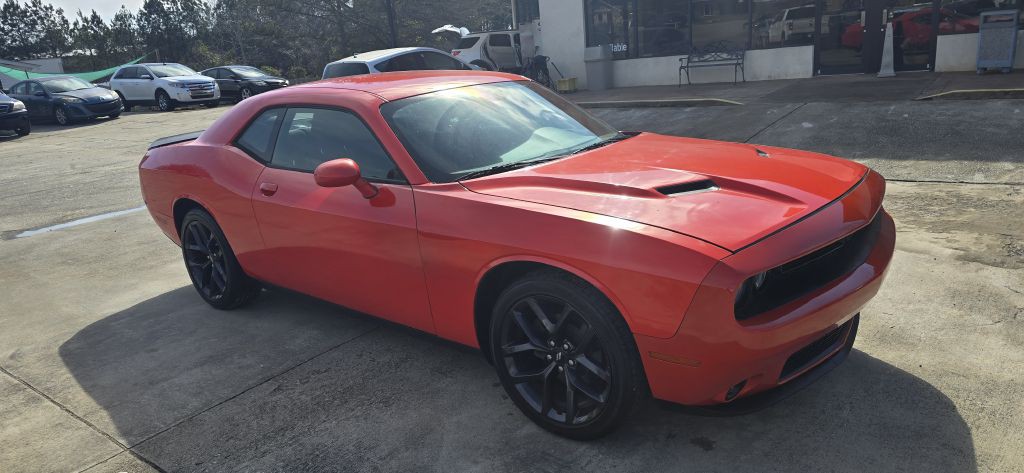 2019 Dodge Challenger Image 2